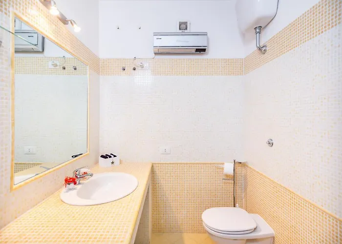 Orange House Apartment *